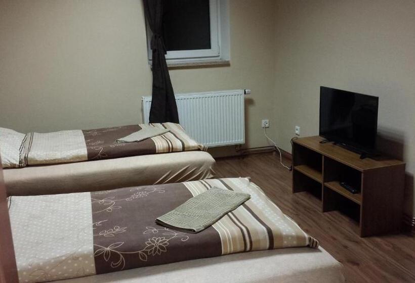 ペンション Penzion 324