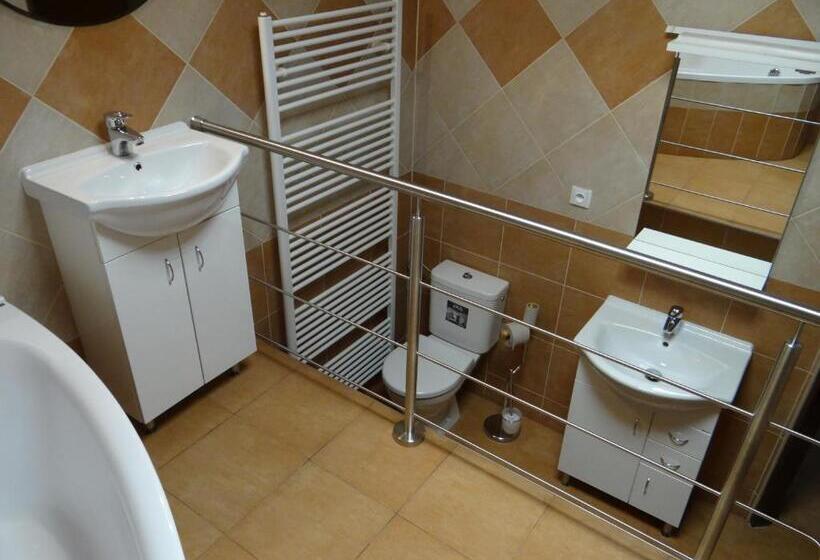 ペンション Penzion 324