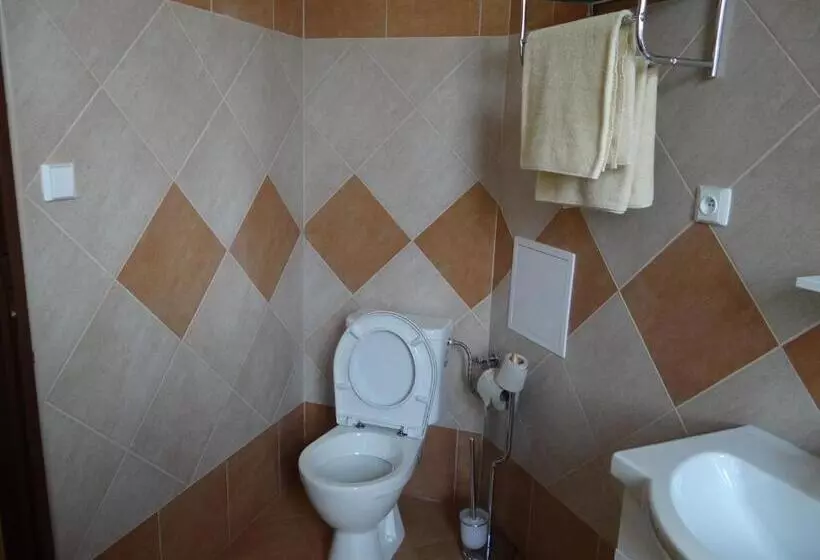 ペンション Penzion 324