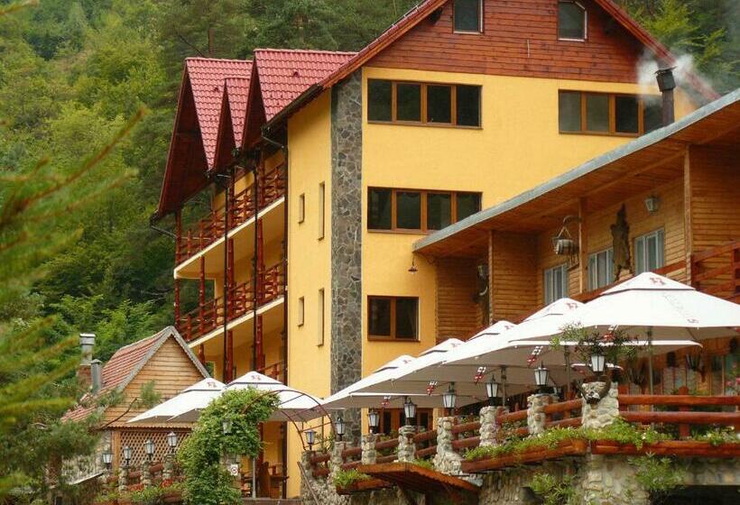 Pension Curmatura Stezii