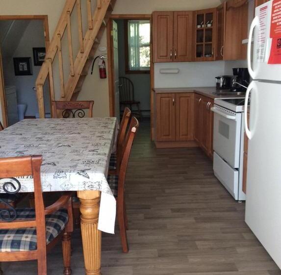 渡假胜地  Camping Chalets Spas Pignons Rouges