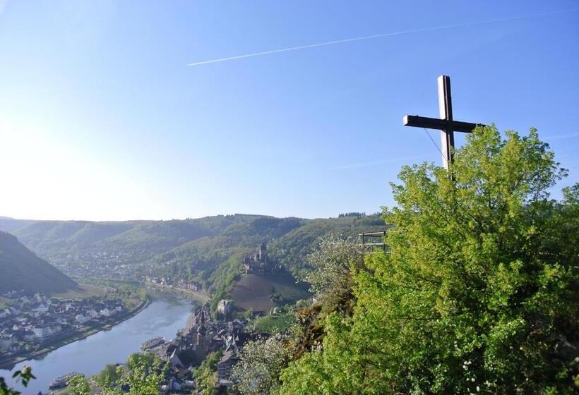 Weinhotel Hubertus Garni