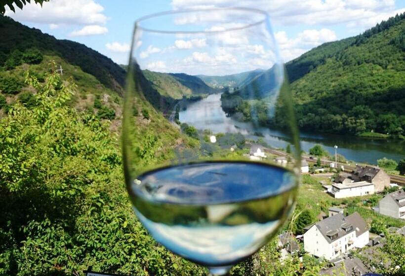 Weinhotel Hubertus Garni