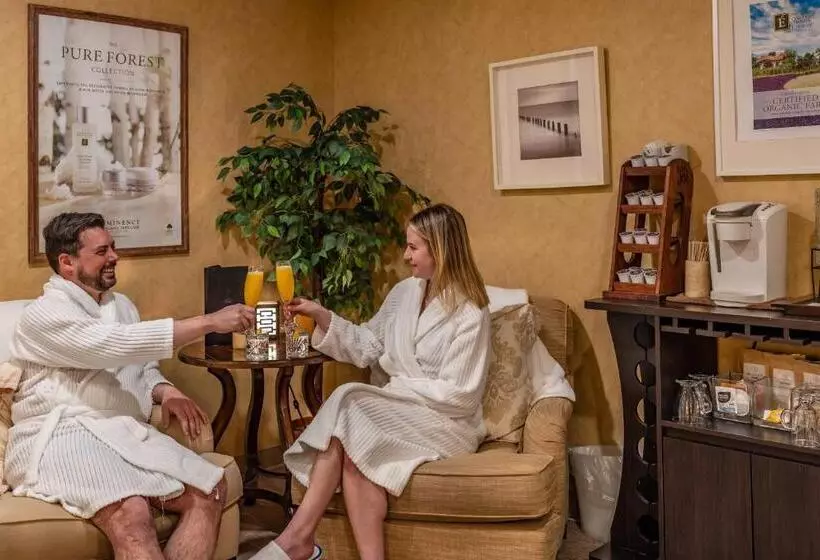 Retkeilymaja The Inn At Cobble Beach