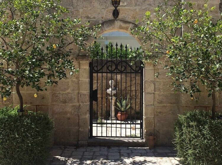 مبيت وإفطار Castello Conti Filo