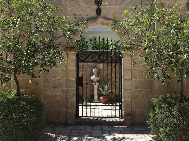 ベッドアンドブレックファースト Castello Conti Filo