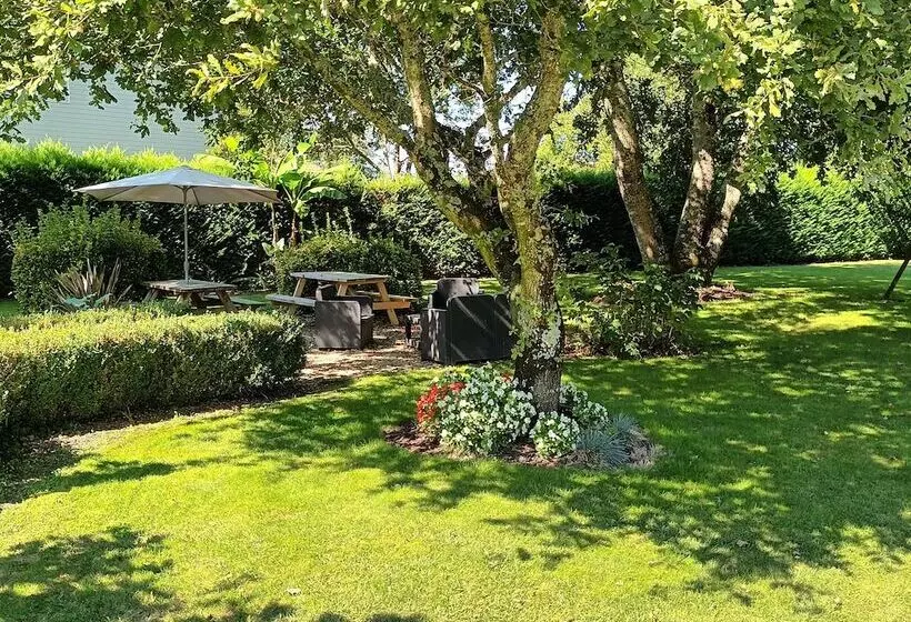 Aamiaismajoitus (B&B) Chambre D Hôtes L Airial