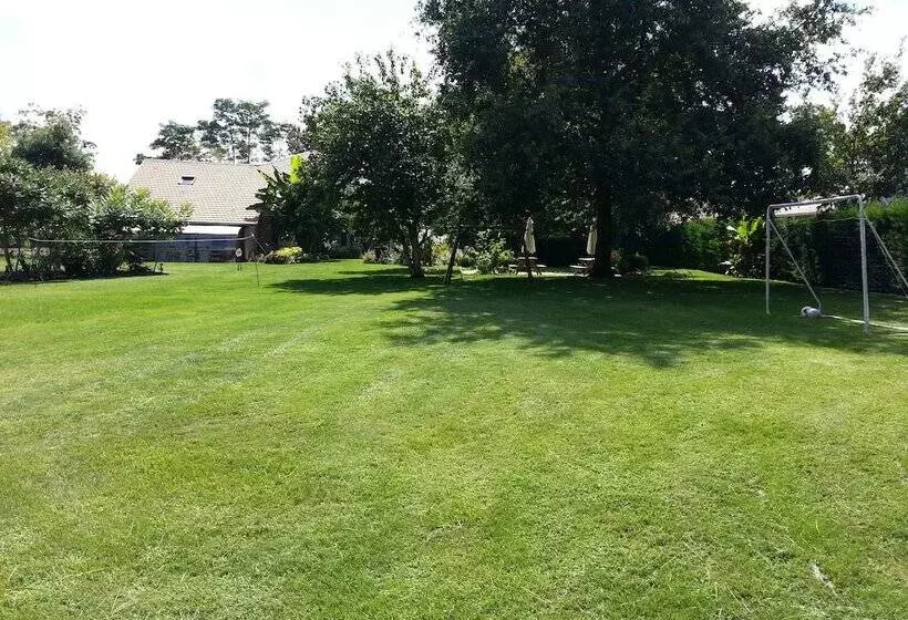 Aamiaismajoitus (B&B) Chambre D Hôtes L Airial