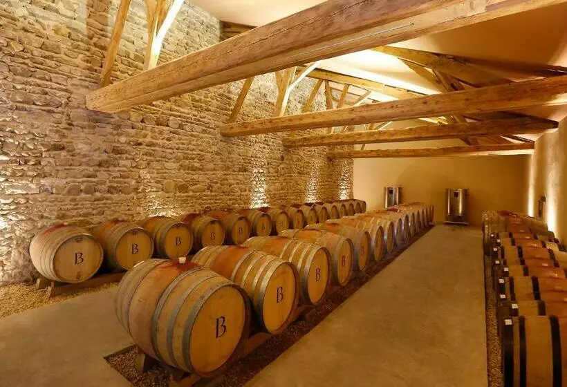 ベッドアンドブレックファースト Château De Briante