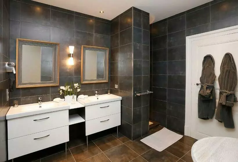 ベッドアンドブレックファースト Château De Briante