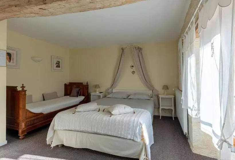 Aamiaismajoitus (B&B) La Maison De Charlotte   Chambres D Hôtes Futuroscope