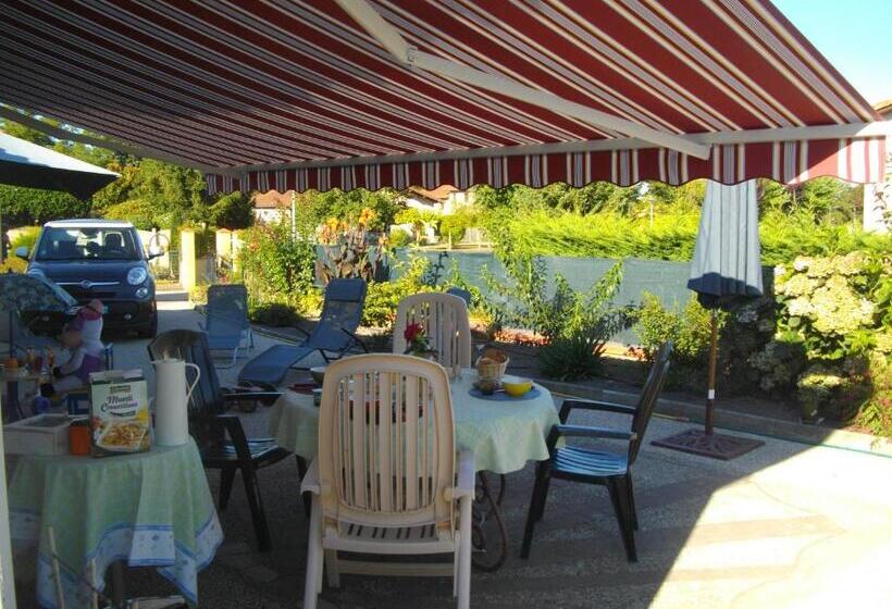 مبيت وإفطار La Nouste Maisoun