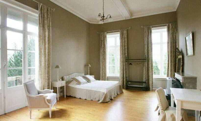 Bed and Breakfast Le Chateau De Philiomel