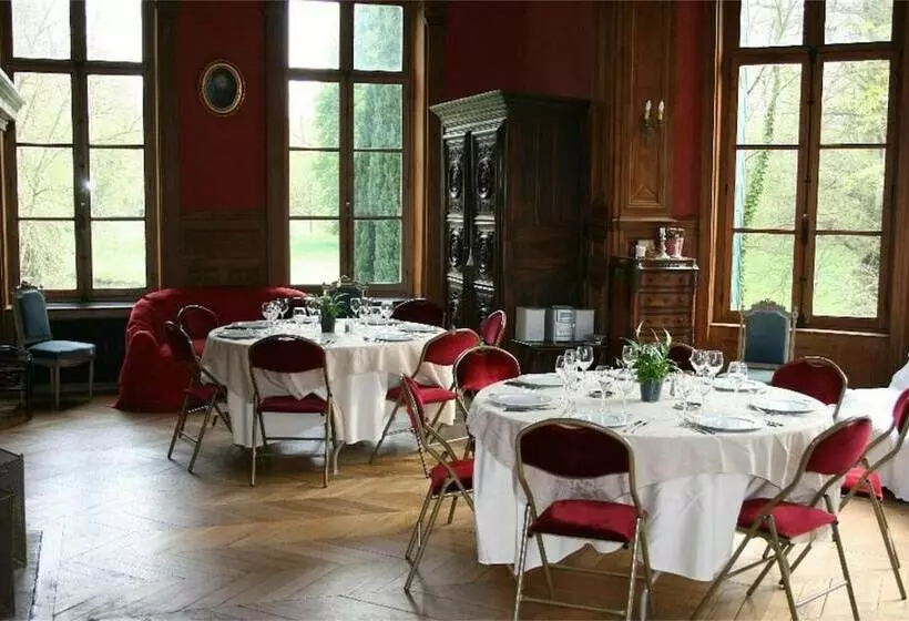 Aamiaismajoitus (B&B) Le Chateau De Philiomel