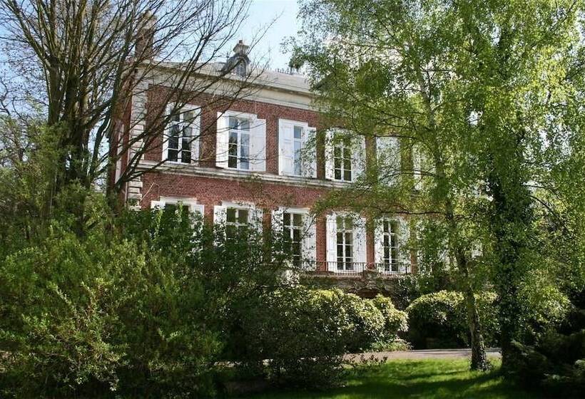 Bed and Breakfast Le Chateau De Philiomel