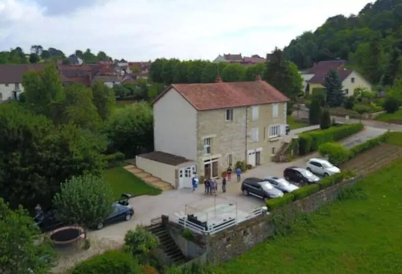 Aamiaismajoitus (B&B) Le Verger Des Hautes Côtes De Nuits
