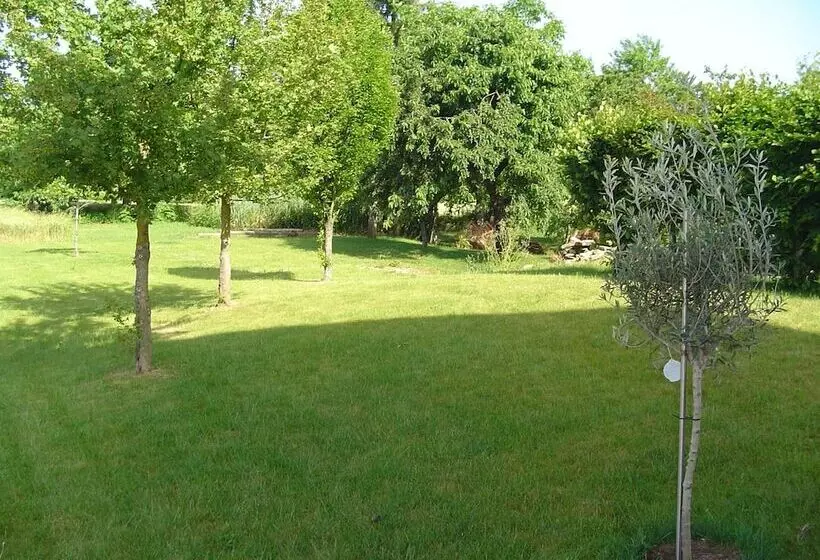 Aamiaismajoitus (B&B) Le Verger Des Hautes Côtes De Nuits