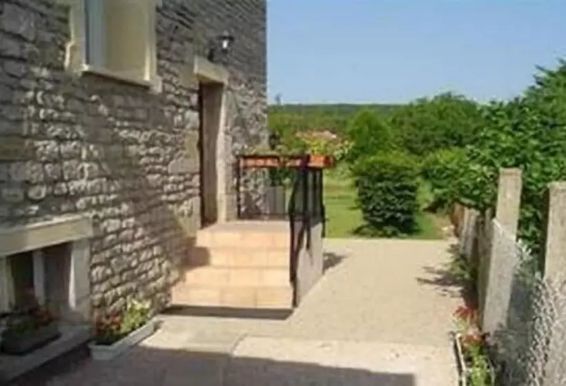 Aamiaismajoitus (B&B) Le Verger Des Hautes Côtes De Nuits