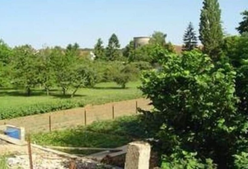 مبيت وإفطار Le Verger Des Hautes Côtes De Nuits