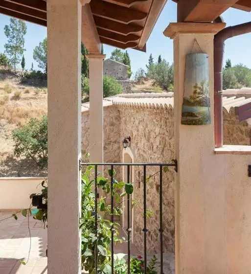 Hotelli Agunì Agriturismo E Locanda