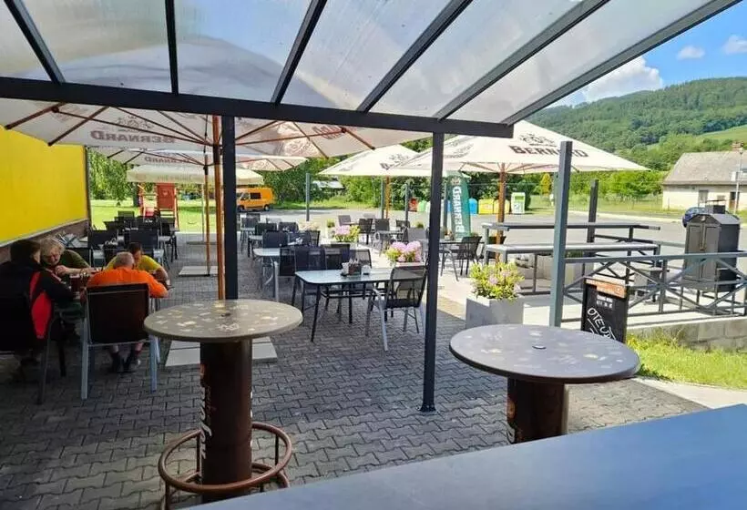 Hotelli Zlatý Chlum