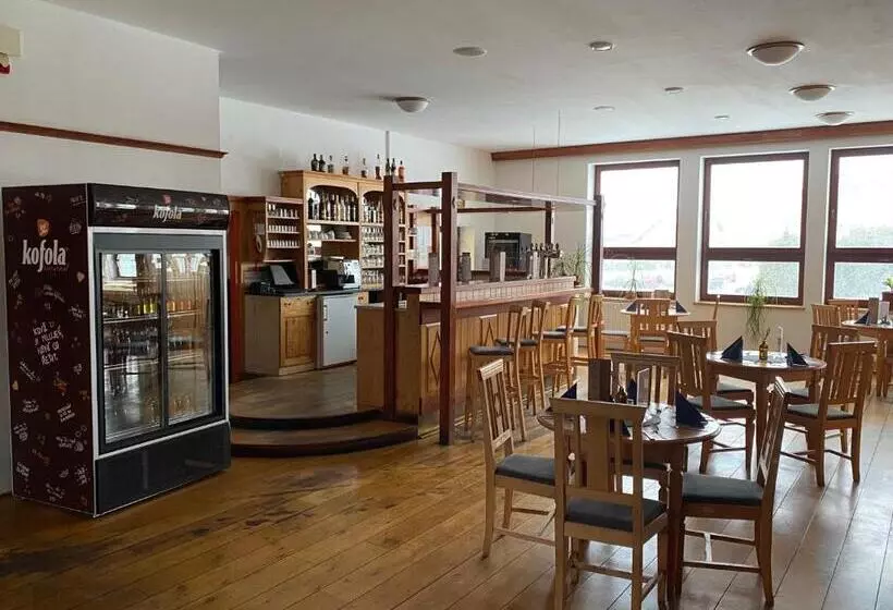 Hotelli Zlatý Chlum