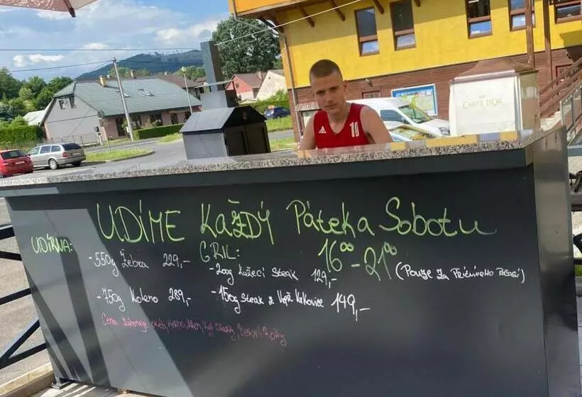 Hotelli Zlatý Chlum