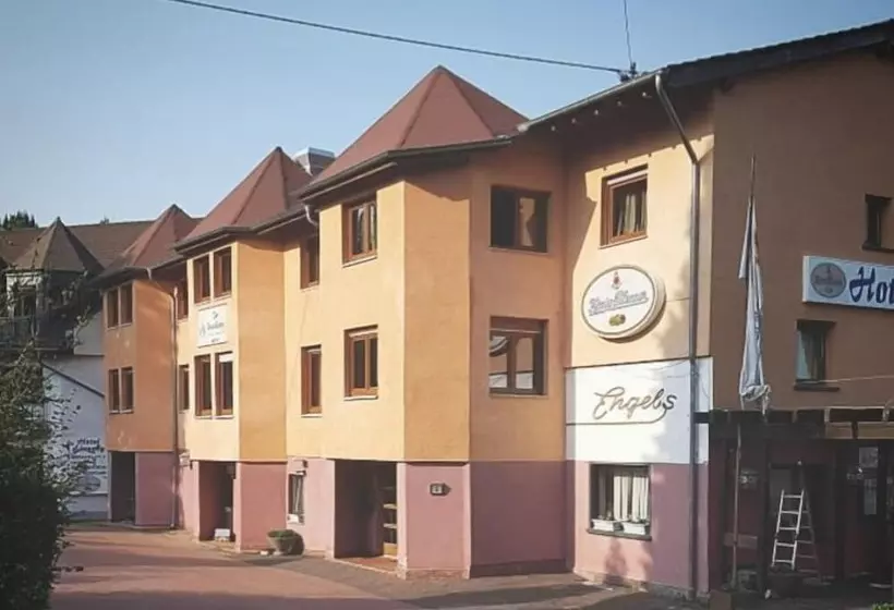 Hotelli Zur Engelsburg