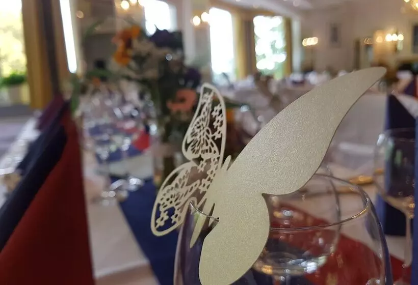 Hotelli Zur Engelsburg