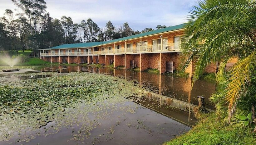 汽车旅馆 Golf Club Motor Inn Wingham