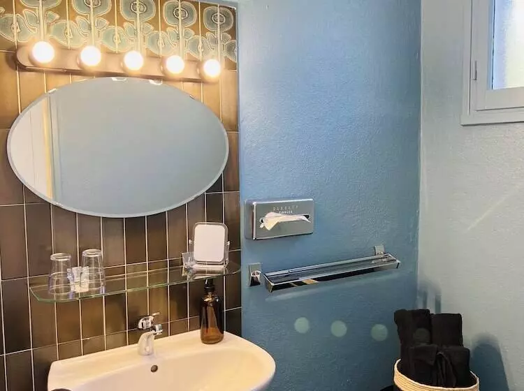 Motel Les Broussailles