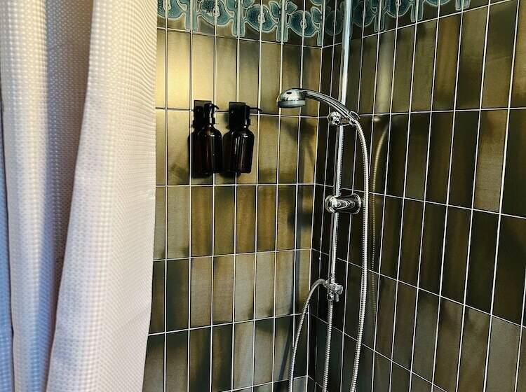 Motel Les Broussailles