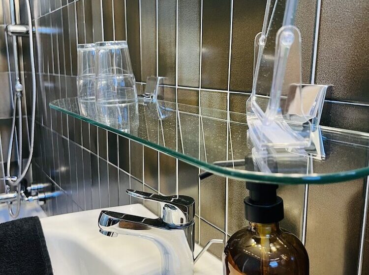 Motel Les Broussailles