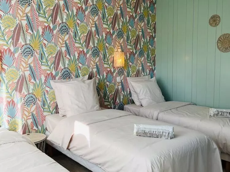 Motel Les Broussailles