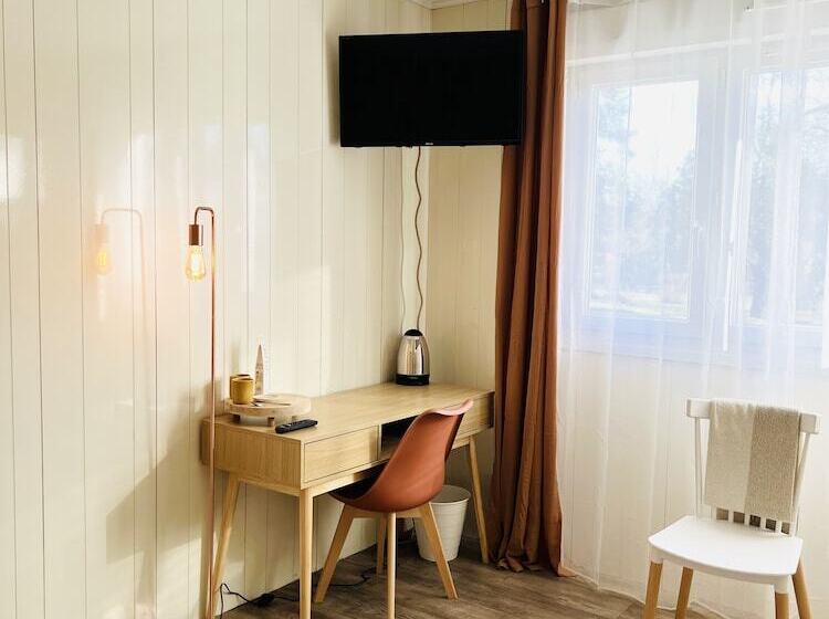 Motel Les Broussailles