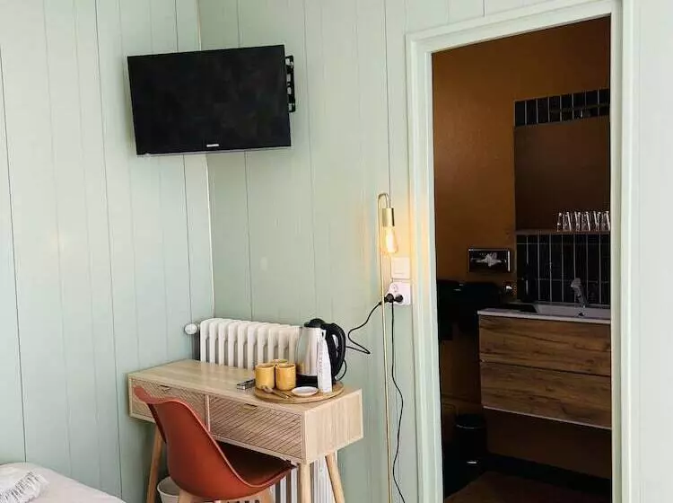 Motel Les Broussailles