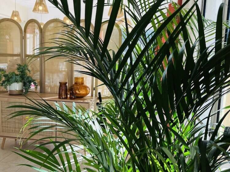 Motel Les Broussailles