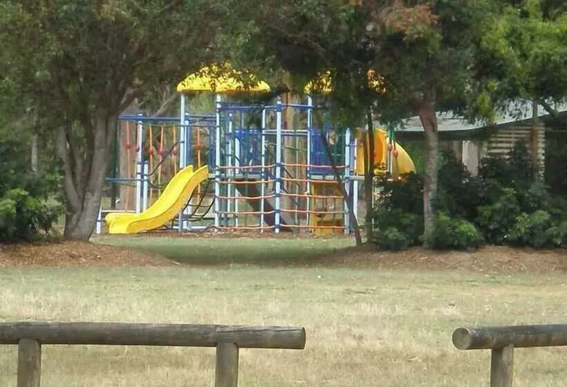 Motelli Moore Park Beach Inn