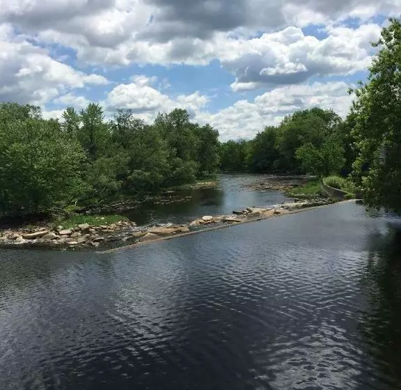 Park Place Motel & Suites