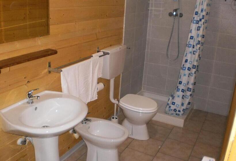 بنسيون Cantuccio