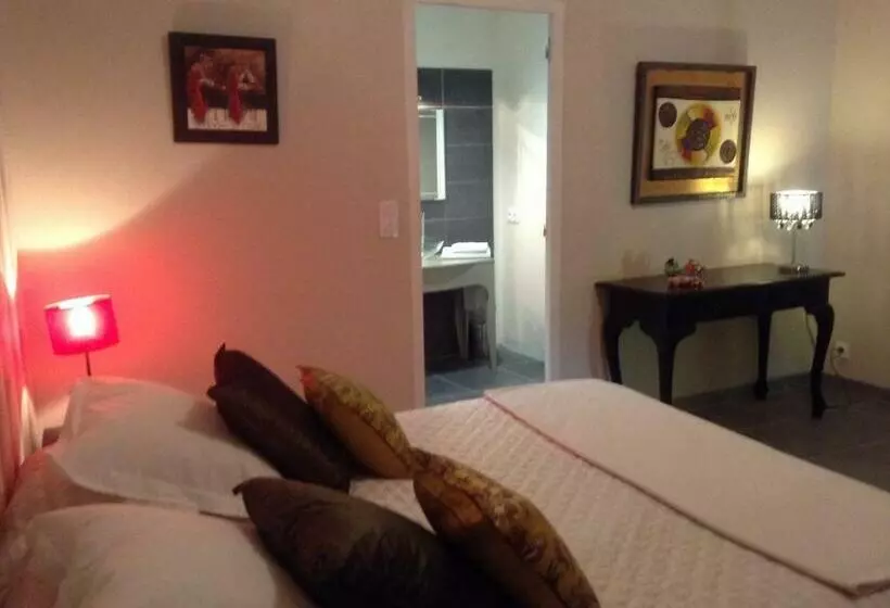 Majatalo Domaine De Puycarpin