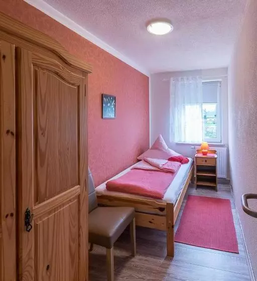 ペンション Landhaus Rundblick Im Elbsandsteingebirge Bei Bad Schandau