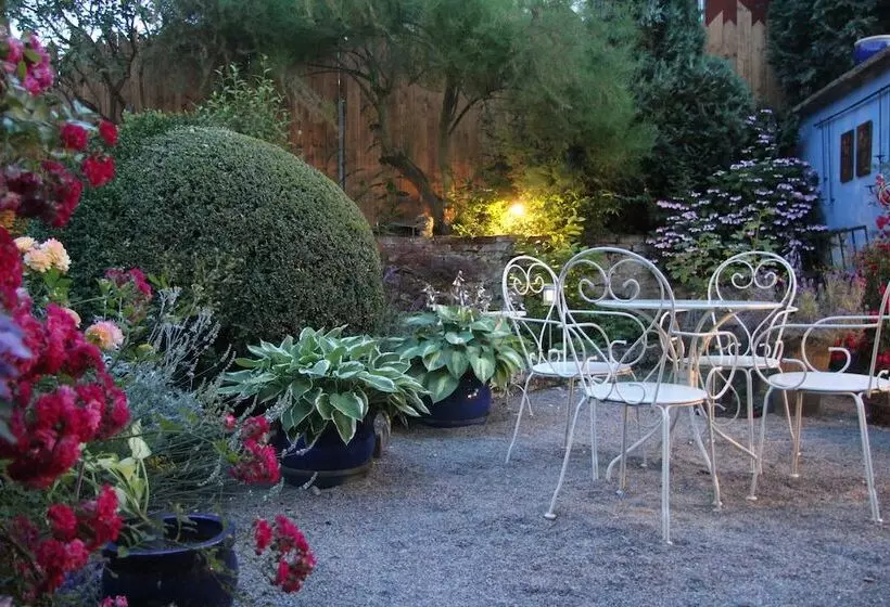 Majatalo No.31 B&b Im Rosengarten