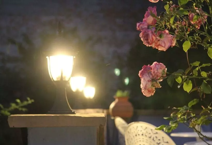 Majatalo No.31 B&b Im Rosengarten