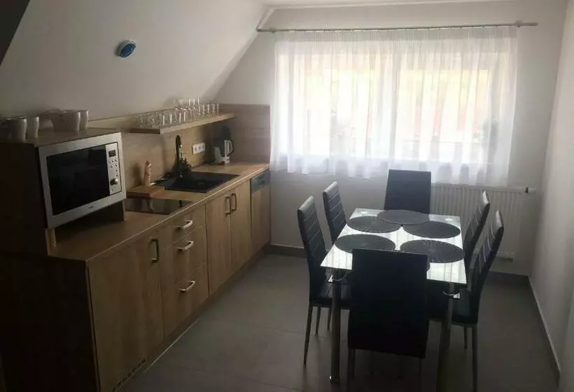 ペンション Penzion Kometa