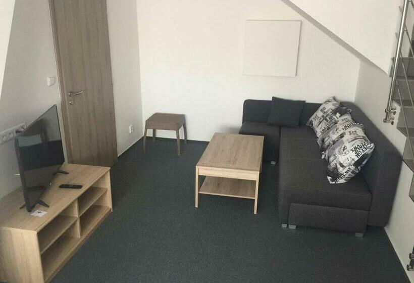 ペンション Penzion Kometa