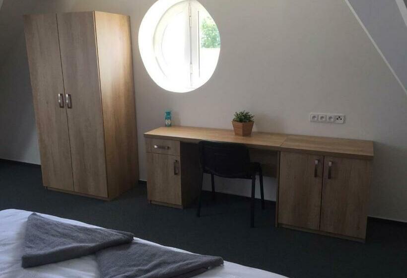 ペンション Penzion Kometa