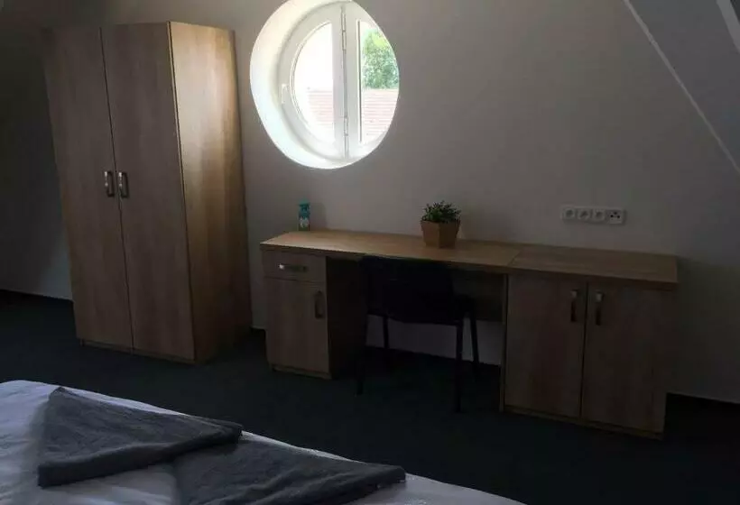 ペンション Penzion Kometa