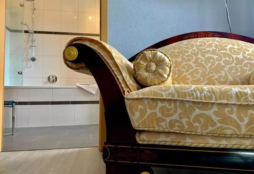 ペンション Ratskeller Hotel & Restaurant Lindow