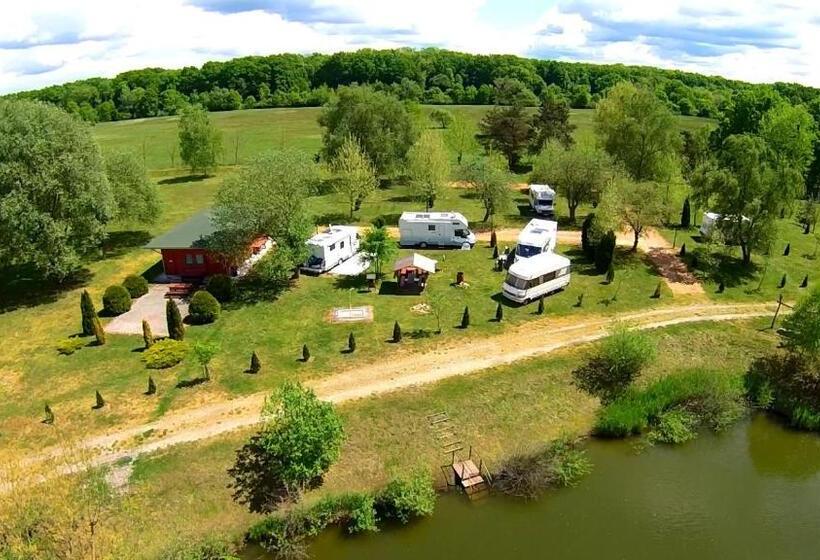 بنسيون Sárberki Horgásztó